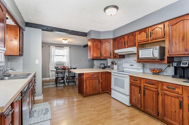 2302 Mertz Road, Caro, MI 48723