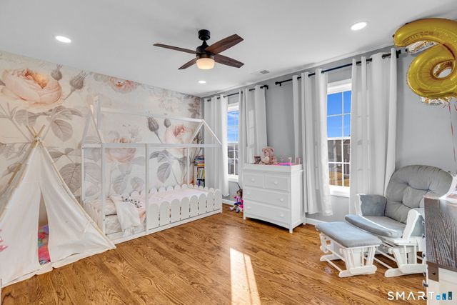 40 Wiegert Way, Bristol, CT 06010