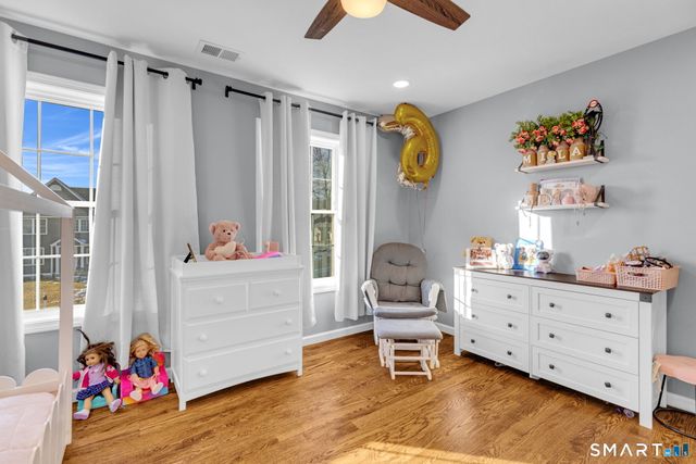 40 Wiegert Way, Bristol, CT 06010