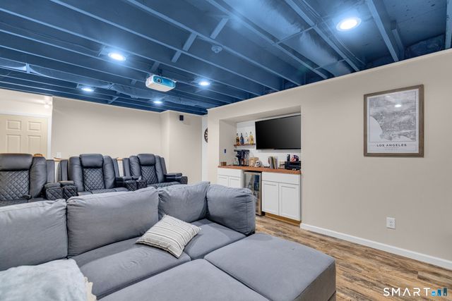 40 Wiegert Way, Bristol, CT 06010