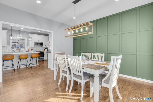 40 Wiegert Way, Bristol, CT 06010