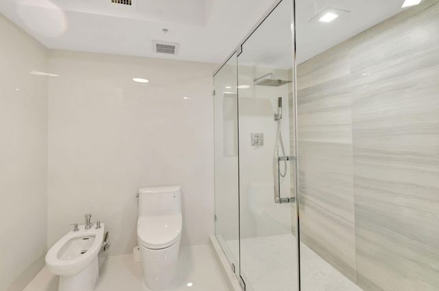 6301 Collins Avenue, Miami Beach, FL 33141