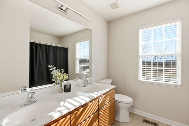 1001 Daniel Ln, Spring Hill, TN 37174