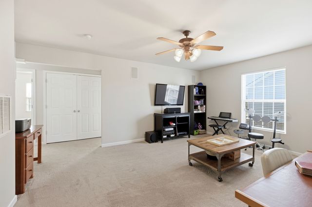 1001 Daniel Ln, Spring Hill, TN 37174