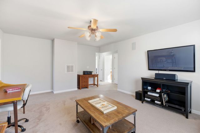 1001 Daniel Ln, Spring Hill, TN 37174