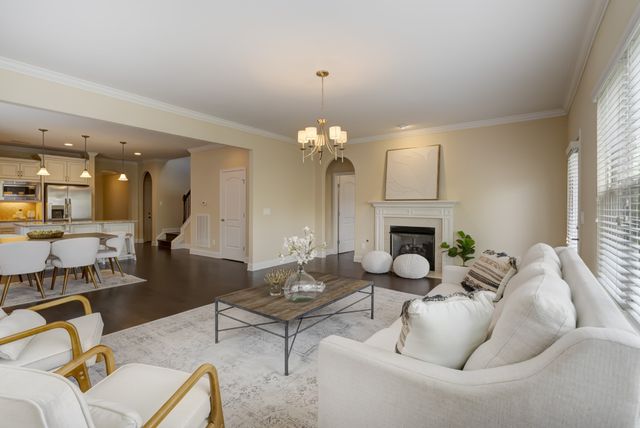 2013 Heflin Ln, Franklin, TN 37069