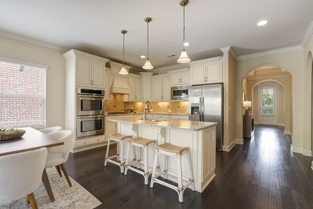 2013 Heflin Ln, Franklin, TN 37069