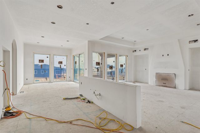 4189 Westgate Parkway, Clive, IA 50325