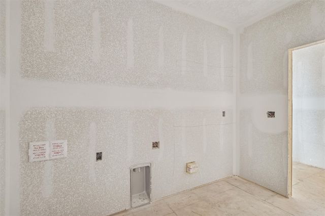 4189 Westgate Parkway, Clive, IA 50325