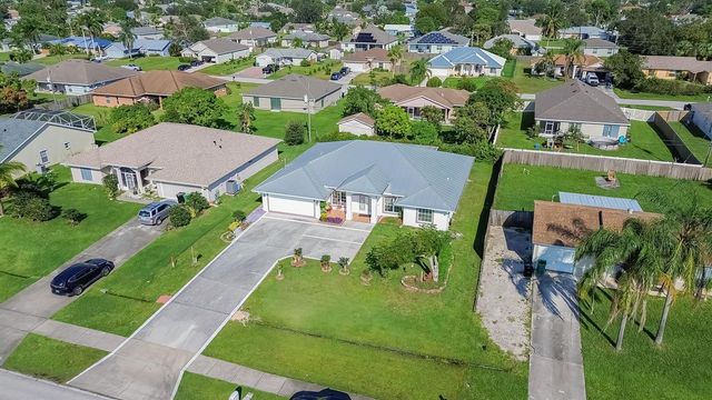1019 SW California Boulevard, Port St. Lucie, FL 34953