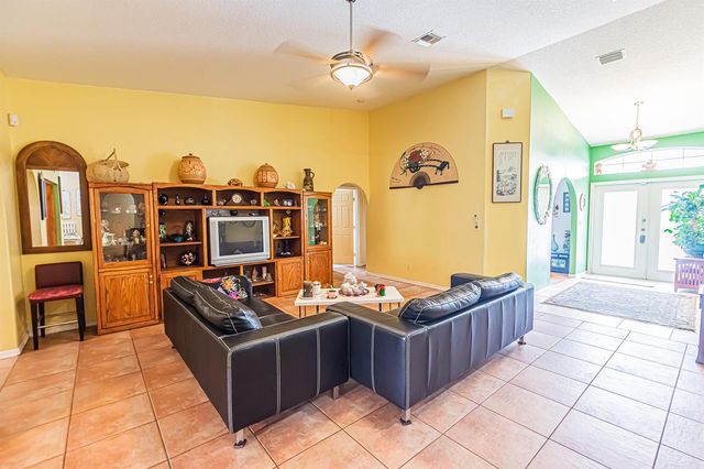 1019 SW California Boulevard, Port St. Lucie, FL 34953