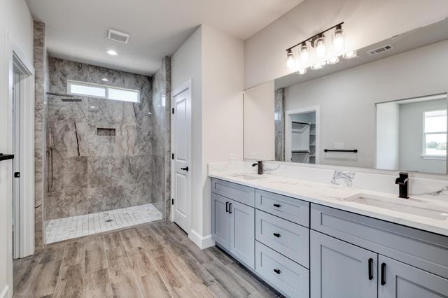 203 Alonzo DR, Del Valle, TX 78617