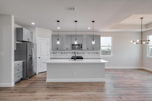 203 Alonzo DR, Del Valle, TX 78617
