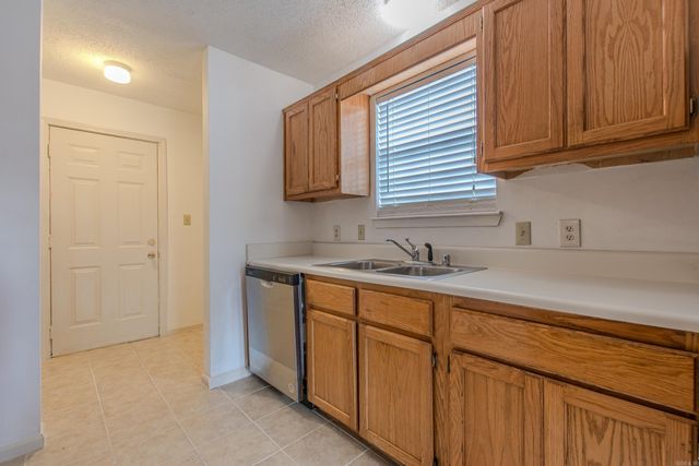 4304 N Cypress Street, North Little Rock, AR 72116
