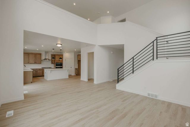 927 W MOTOR VU DR, Riverdale, UT 84405