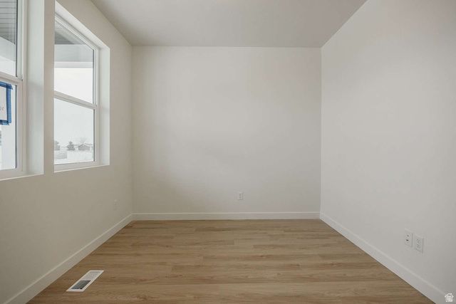 927 W MOTOR VU DR, Riverdale, UT 84405