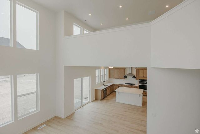 927 W MOTOR VU DR, Riverdale, UT 84405