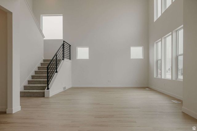 927 W MOTOR VU DR, Riverdale, UT 84405