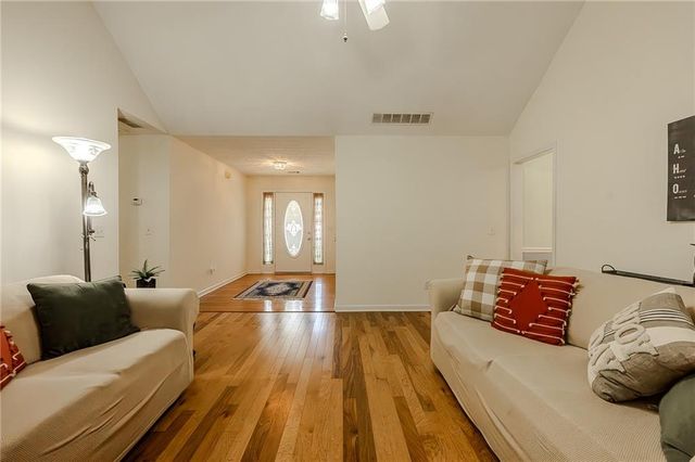 160 Vinnys Way, Covington, GA 30014