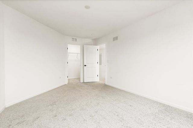 12924 S Kerry Lane, Plainfield, IL 60585