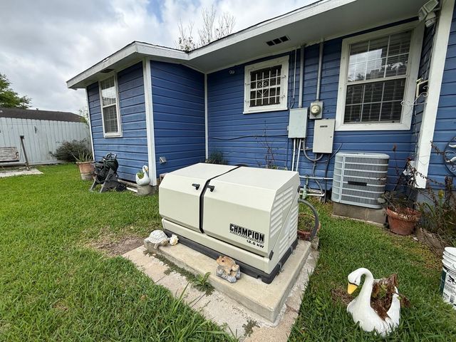 2003 Alta Vista Street, Houston, TX 77023