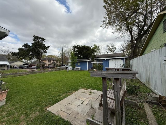 2003 Alta Vista Street, Houston, TX 77023