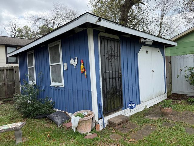 2003 Alta Vista Street, Houston, TX 77023
