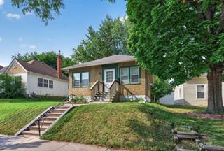 967 Rose Avenue E, Saint Paul, MN 55106