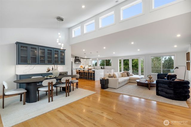 11007 126th Avenue NE, Kirkland, WA 98033