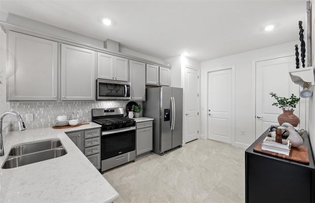 18734 INDIAN ROCK PLACE, Lakewood Ranch, FL 34211