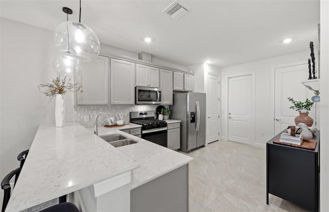 18734 INDIAN ROCK PLACE, Lakewood Ranch, FL 34211