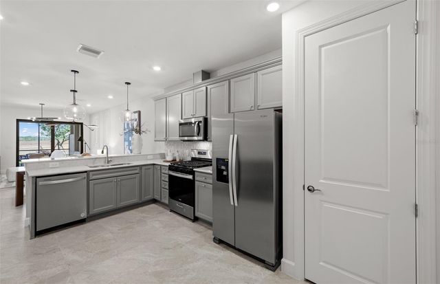 18734 INDIAN ROCK PLACE, Lakewood Ranch, FL 34211