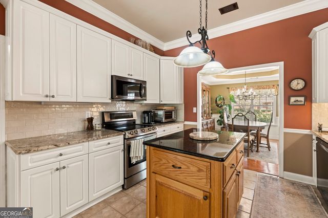 109 Ashley Court, Warner Robins, GA 31088