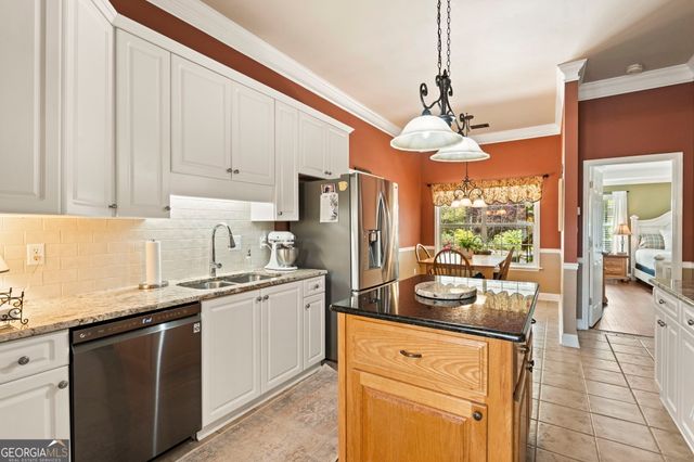 109 Ashley Court, Warner Robins, GA 31088