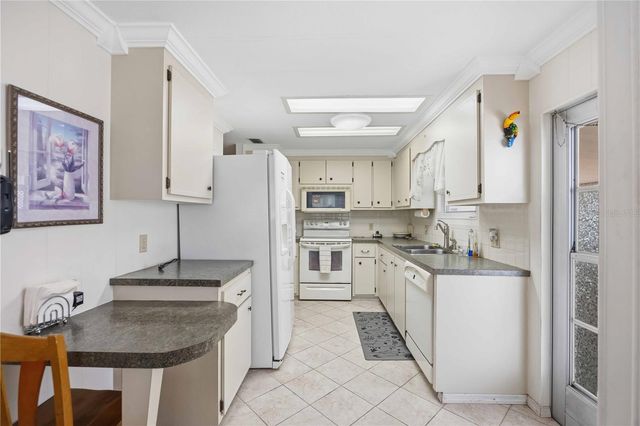 16 S GRANADA PLAZA, Englewood, FL 34223