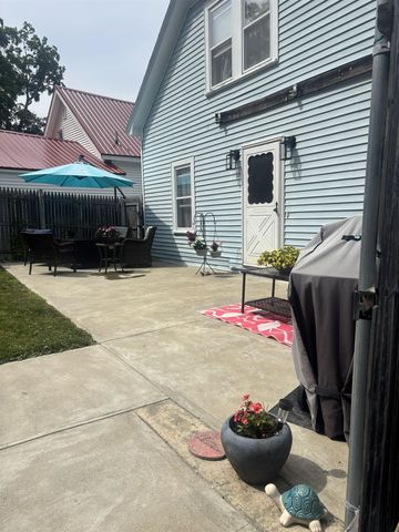 35 Water Street, Epping, NH 03042