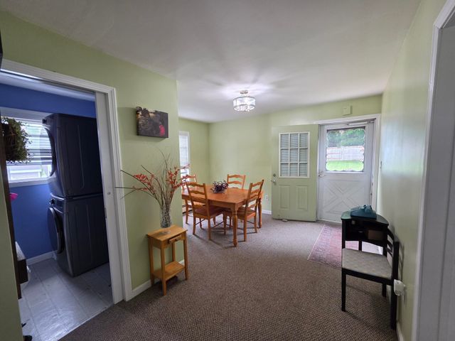 35 Water Street, Epping, NH 03042