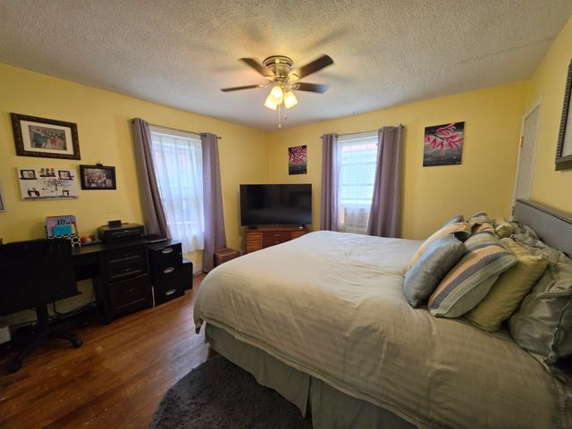 35 Water Street, Epping, NH 03042
