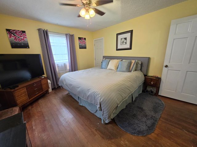 35 Water Street, Epping, NH 03042