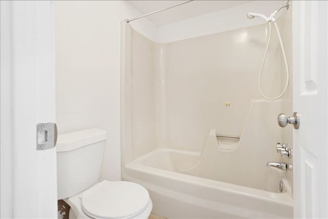 1904 Paula Drive, Denison, TX 75020