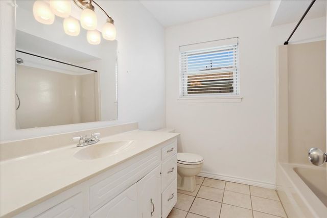 1904 Paula Drive, Denison, TX 75020