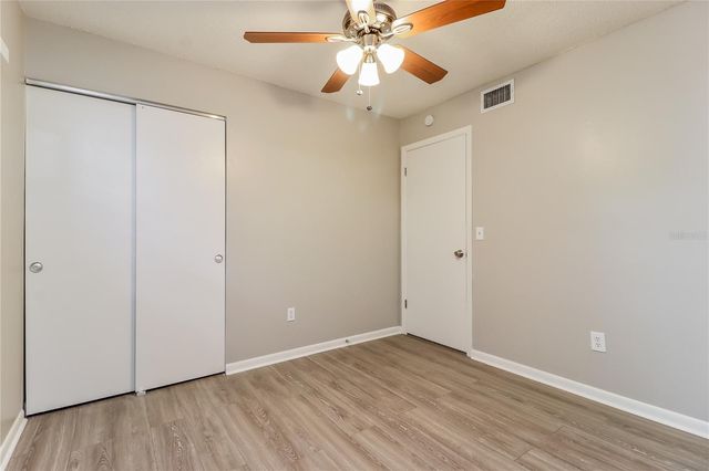 7303 WILLOW PARK DRIVE, Tampa, FL 33637