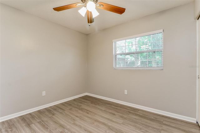 7303 WILLOW PARK DRIVE, Tampa, FL 33637