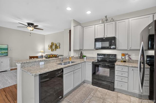 9397 Sand Hill Drive, Grand Blanc, MI 48439