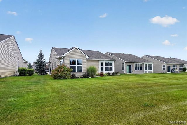 9397 Sand Hill Drive, Grand Blanc, MI 48439