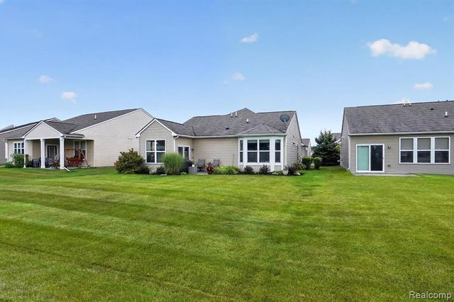 9397 Sand Hill Drive, Grand Blanc, MI 48439