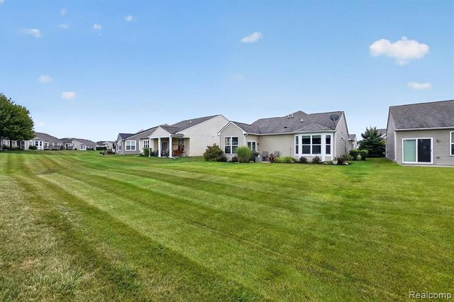 9397 Sand Hill Drive, Grand Blanc, MI 48439