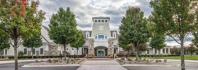 9397 Sand Hill Drive, Grand Blanc, MI 48439