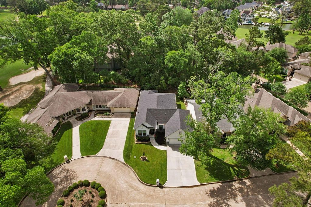13211 Doral Circle, Montgomery, TX 77356