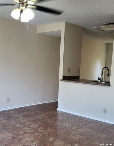 5006 KENTON RPDS, San Antonio, TX 78240
